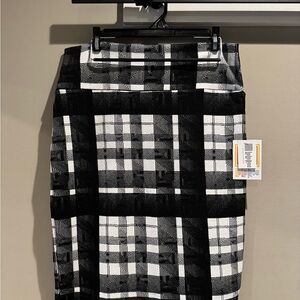 LuLaRoe Black and White Geometric Pencil Skirt